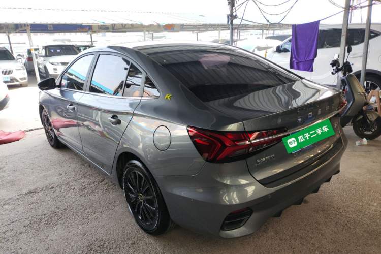 Used Roewe i5 2021 Revised Version 1.5L CVT Diamond Edition