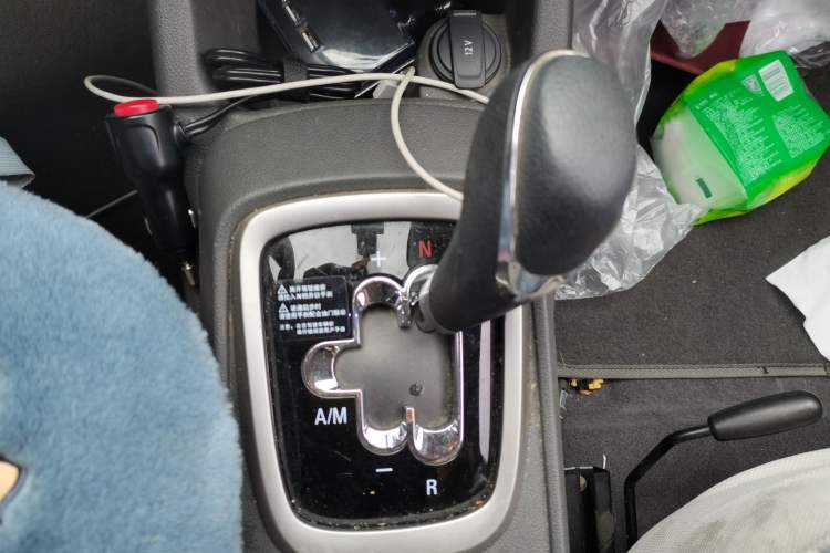 Used Chevrolet Sail 2018 Sail 3 1.3L AMT Ideal Edition Gear Lever