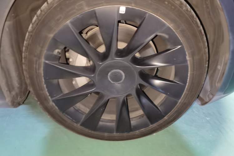 Used Tesla Model Y 2021 Standard Range Rear-Wheel Drive Version
