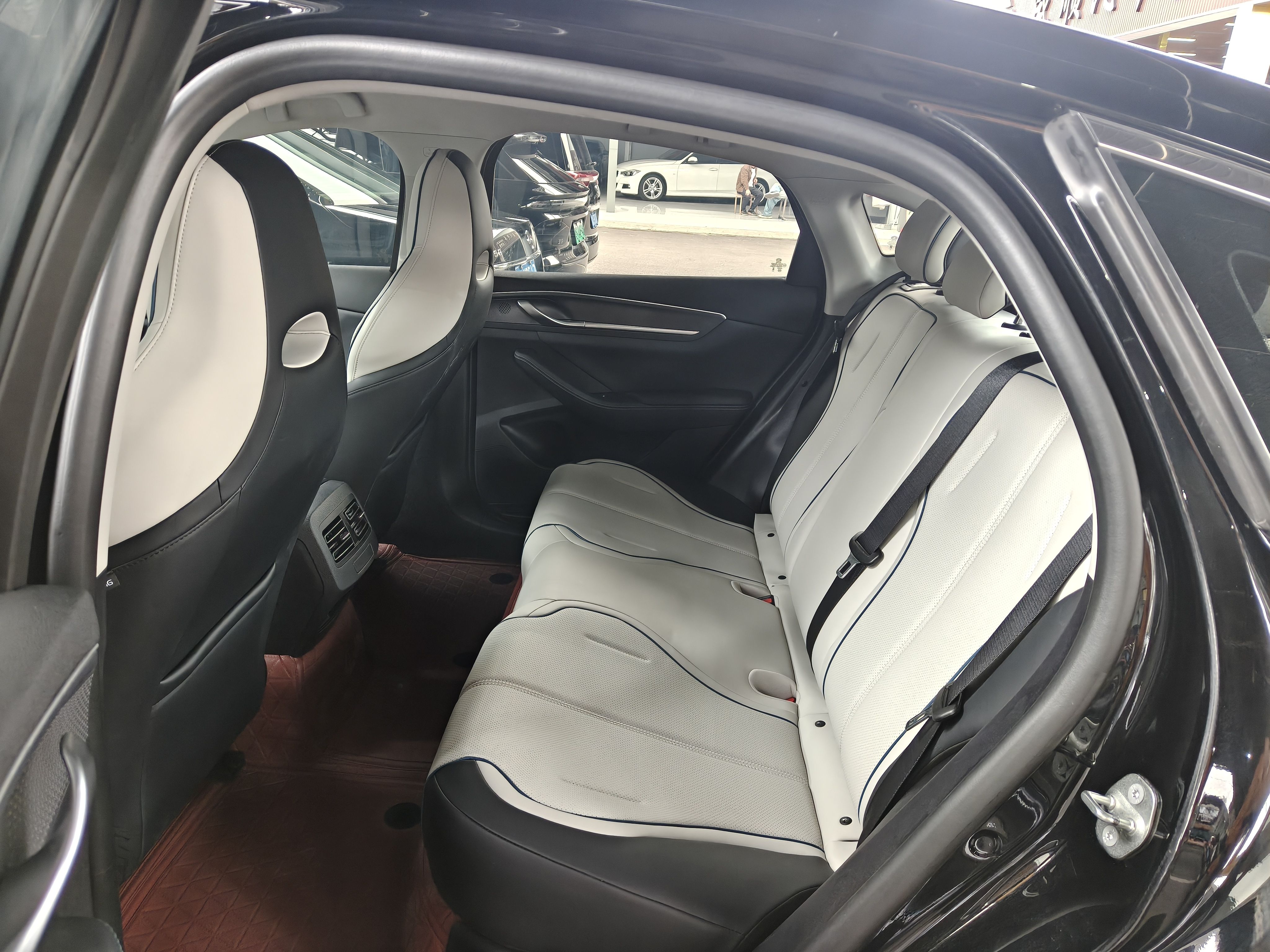 BYD Destroyer 05 2024 HONOR Edition DM-i 55KM Luxury Model — снимка 20