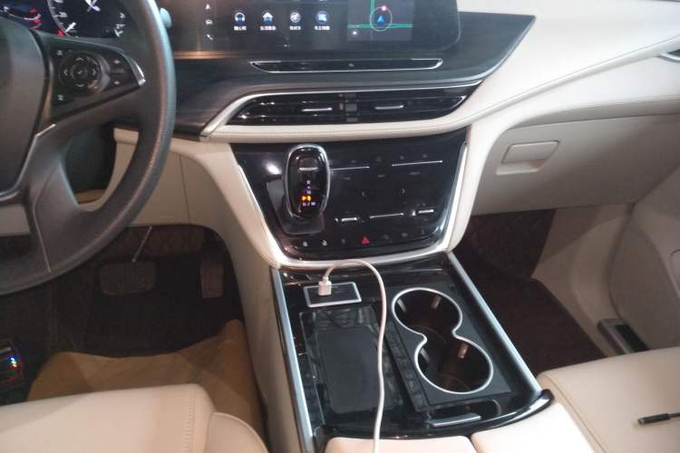 Used Buick GL8 2021 ES Landtrek 653T Comfort Edition