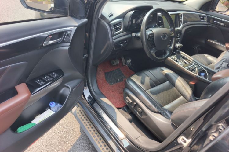 Used GAC Trumpchi GS7 2017 320T Two-Wheel-Drive Luxury Smart Connectivity Model Driver Seat