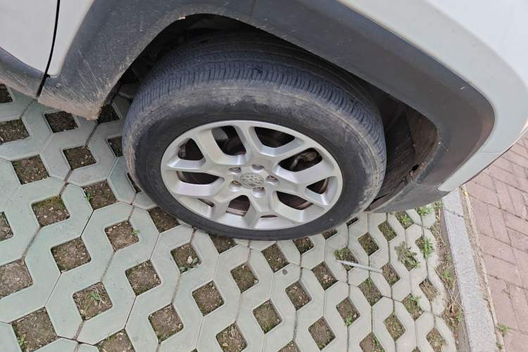 Used Jeep Renegade 2018 Connected Large Screen Version 180T Automatic High-Energy Edition