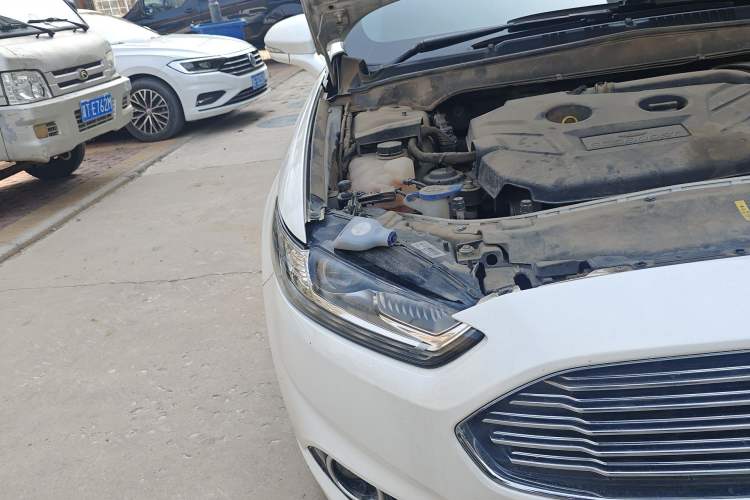 Used Ford Mondeo 2013 2.0L GTDi 200 Luxury Model