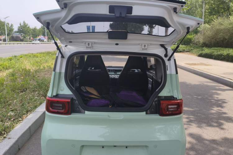 Used Wuling Hongguang MINIEV 2021 Macaron Premium Model – Lithium Iron Phosphate