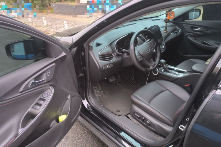 Used Chevrolet Malibu XL 2023 Redline 2.0T Sporty Edition
