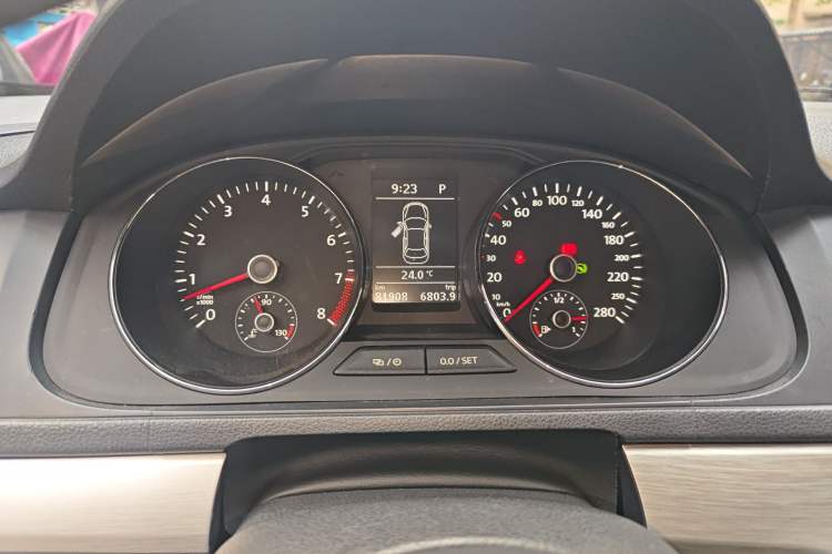 Used Volkswagen Lavida 2015 1.6L Automatic Fashion Edition