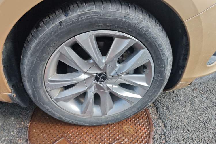 Used DS 5 2015 1.6T Luxury Edition THP160 Right Front Wheel Hub