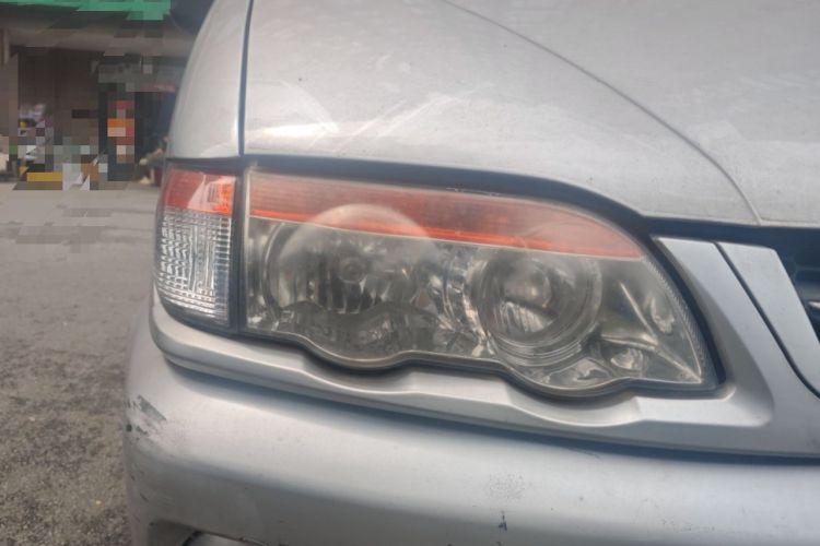 Used FORTHING Lingzhi 2015 V3 1.5L 7-seat Standard Model
