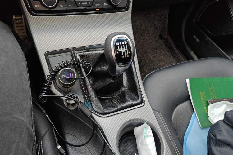 Used Geely Auto Emgrand GS 2016 Sports Edition 1.8L Manual LingShang Model Gear Lever