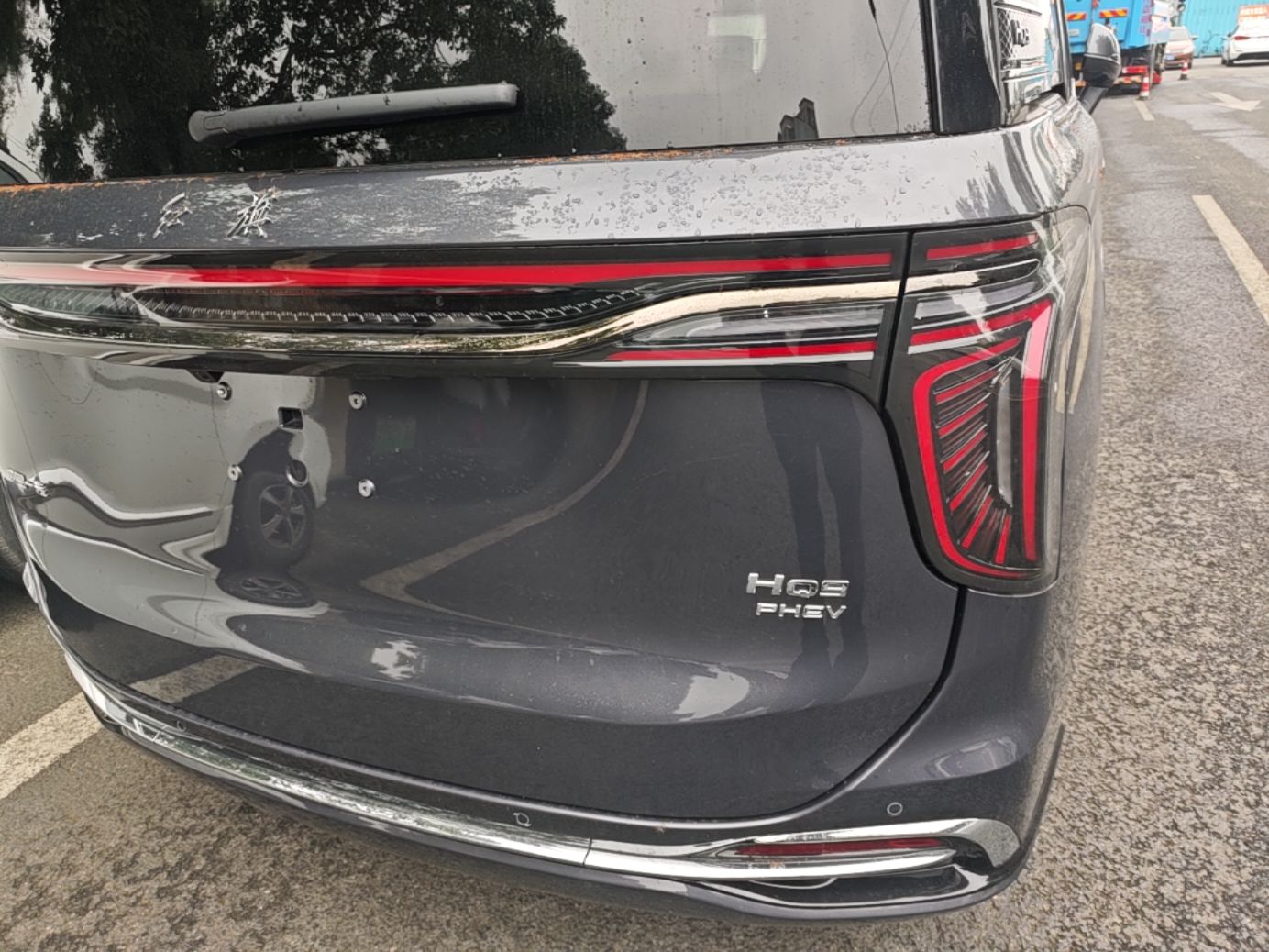 Hongqi HQ9 PHEV 2026 Model 2.0T Four-Wheel Drive Prestige Edition — снимка 9