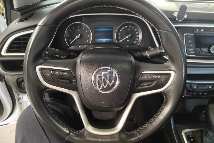 Used Buick GT 2018 18T Automatic Elite Model
