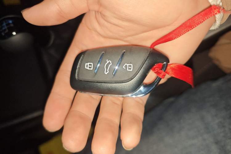 Used Roewe i5 2023 1.5L Manual Comfort Edition