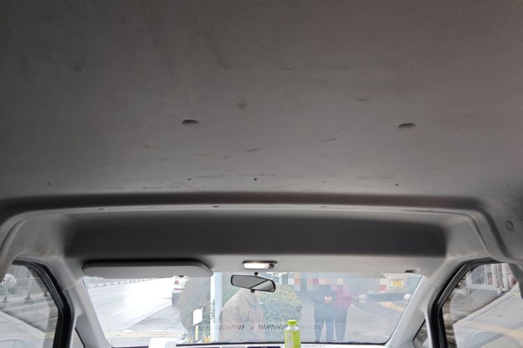 Used SAIC MAXUS Dana V1 2025 Low-Roof Multi-Function Version 42 kWh