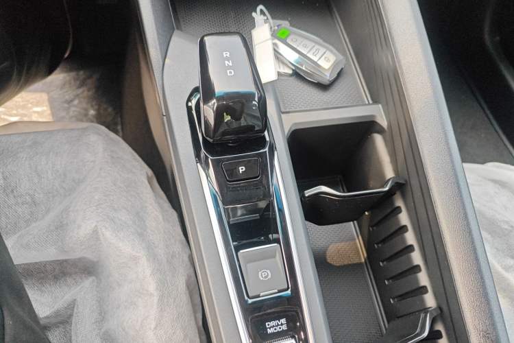 Used Geely Auto Binray 2024 Binrui COOL 1.5T DCT Longteng Edition Gear Lever