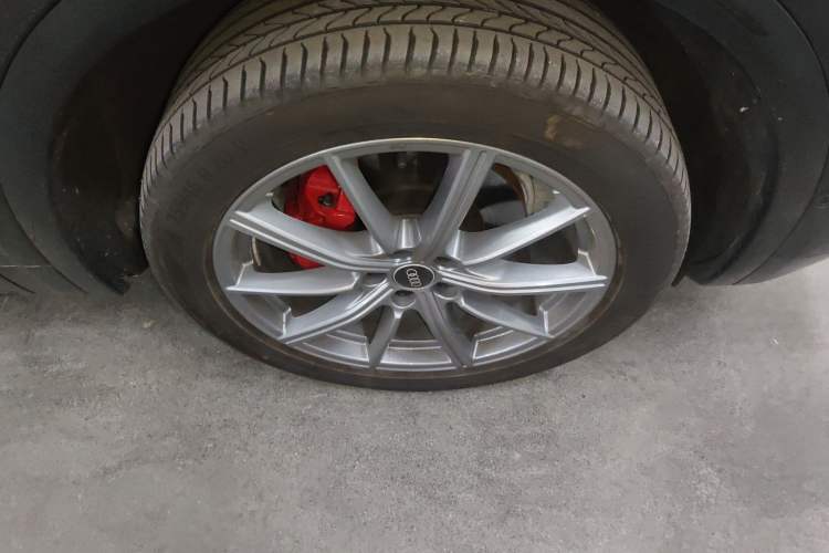 Used Audi Q5L 2024 45 TFSI Luxury Dynamic Model Right Front Wheel Hub