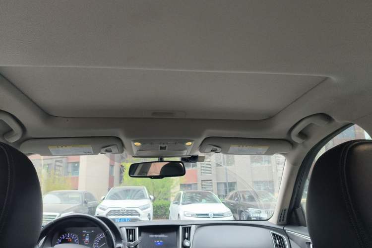 Used Infiniti Q50L 2016 2.0T Enjoyment Edition Headliner