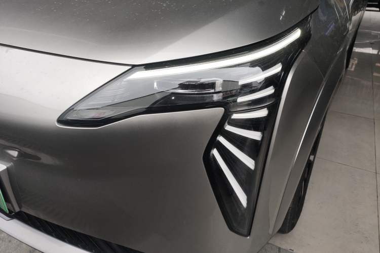 Used AION Y 2023 Plus 510 Smart Edition