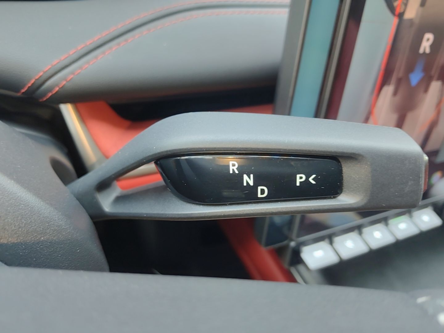 Xiaomi Auto SU7 2024 Four-Wheel Drive Ultra-Long Range Advanced Intelligent Driving Max Edition — снимка 16