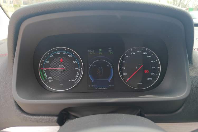 Used BYD Tang New Energy 2020 DM 2.0T Dual-Engine All-Wheel Drive Prestige 7-Seater China VI Standard Instrument Cluster