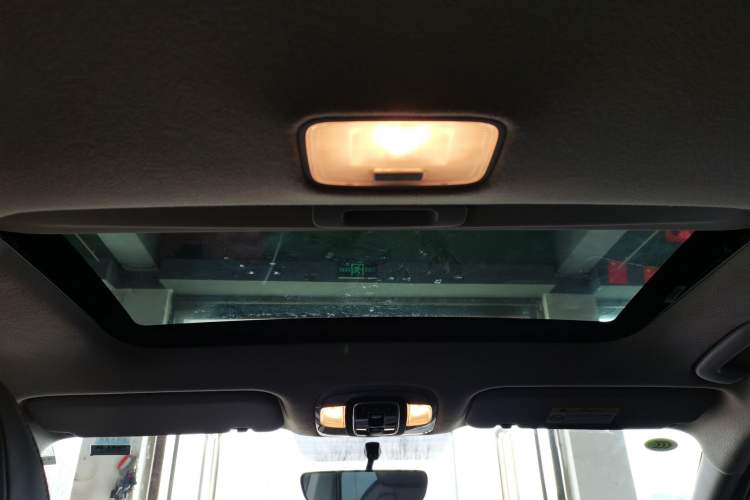 Used Hyundai Elantra 2022 1.5L CVT LUX Prestige Edition Headliner