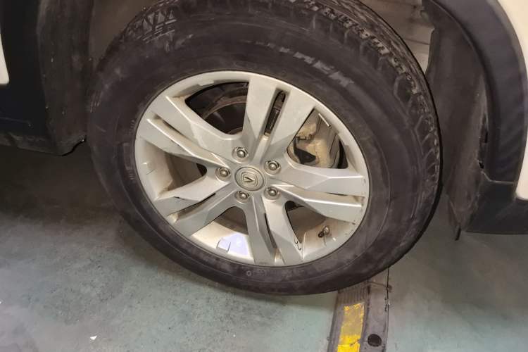 Used Changan CS75 2014 2.0L Manual Luxury Version China V Standard