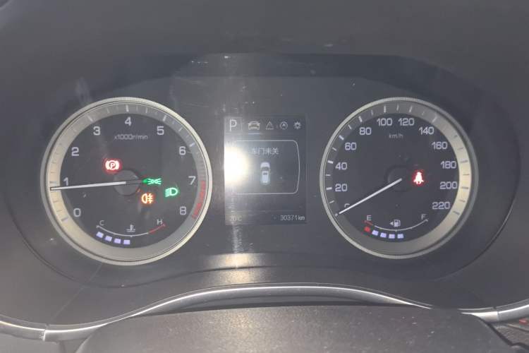 Used CHANGAN CS55 2018 1.5T Automatic Colorful Edition China V Standard Instrument Cluster