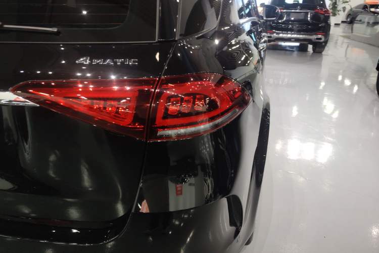 Used Mercedes-Benz GLE 2022 GLE 350 4MATIC Stylish Model