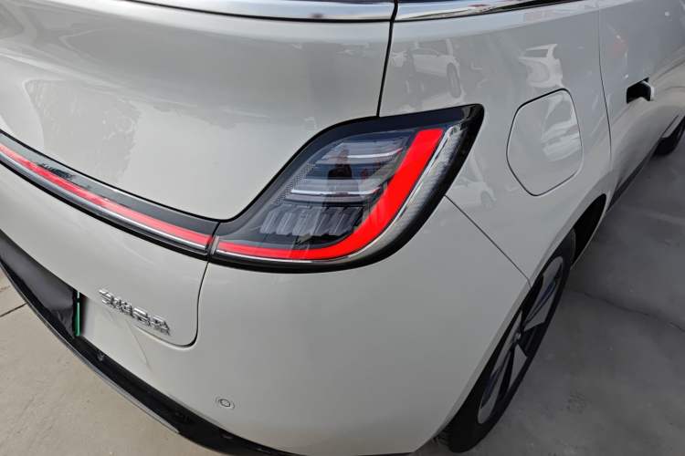 Used Baojun Cloud 2023 460 Pro Exterior 3