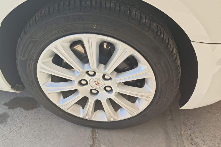 Used Cadillac XTS 2015 28T Comfort Model