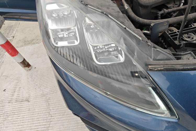 Used Ford Escape 2020 EcoBoost 245 Four-Wheel Drive ST-LINE Deluxe Edition
