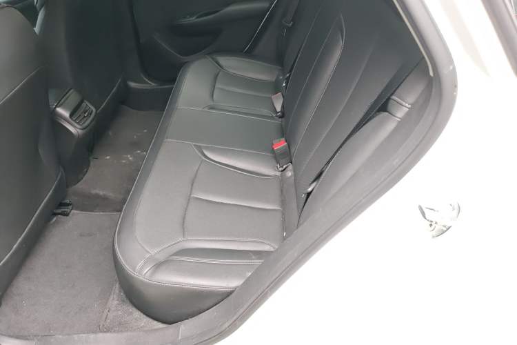 Used Buick GT 2021 Revised Version Flagship 1.5L Automatic Elite Edition Left Rear Seat