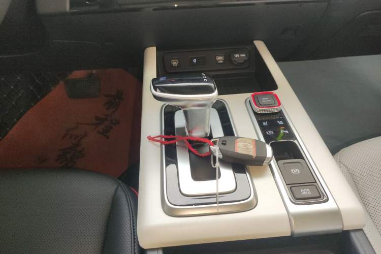 Used Hyundai ix35 2023 Musso 2.0L Flagship Edition TOP
