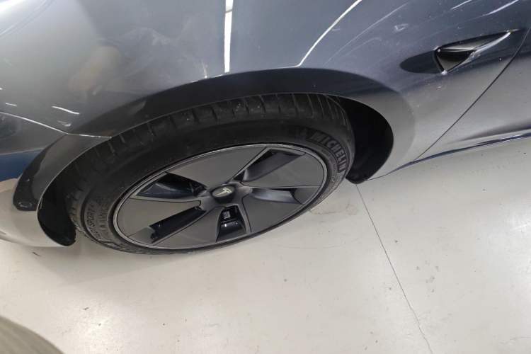 Used Tesla Model 3 2021 Standard Range Rear-Drive Upgraded Version Left Front Wheel Hub