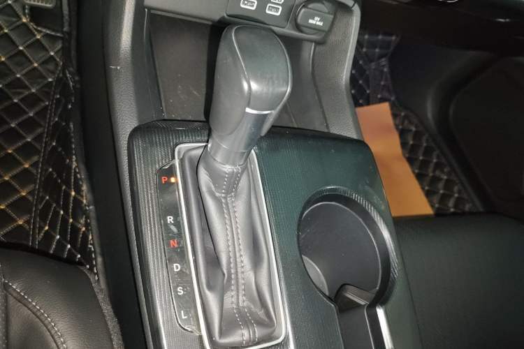 Used Honda Integra 2023 240TURBO CVT Smart Enjoyment Version Gear Lever