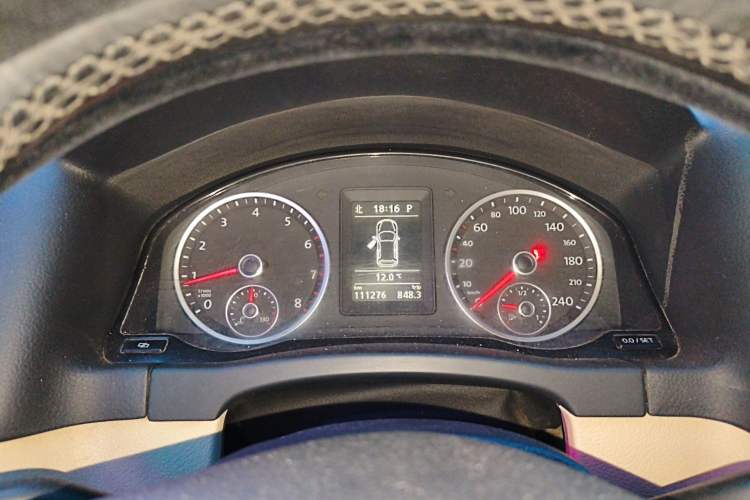 Used Volkswagen Tiguan 2012 1.8TSI Automatic Two-Wheel Drive Elite Edition Instrument Cluster