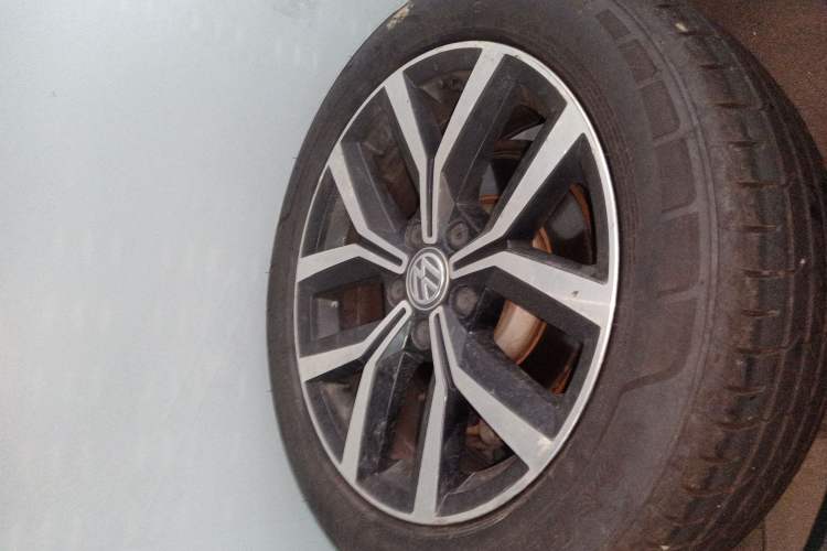 Used Volkswagen Variant 2017 380TSI Two-Wheel Drive Comfort Edition