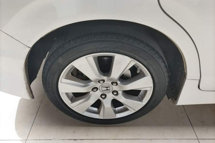 Used Honda Jade 2016 1.8L Automatic Comfort Elite Version 5 Seats
