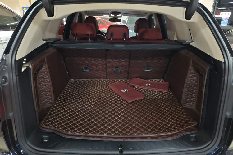 Used BMW X3 2022 Second Facelift xDrive30i Leading Edition M Night Sky Package Trunk