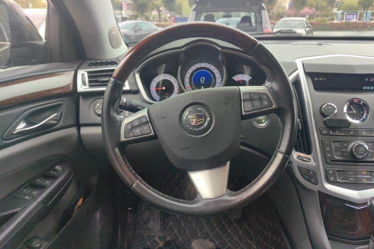 Used Cadillac SRX 2011 3.0L Flagship Edition
