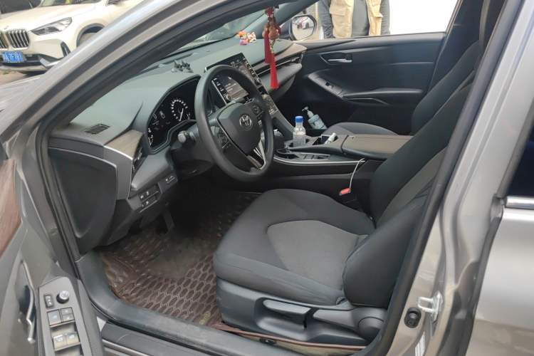 Used Toyota Avalon 2019 2.0L Ambition Edition China VI