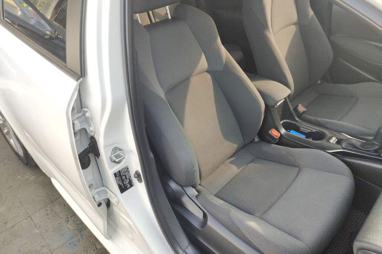 Used Toyota Levin 2022 Facelift TNGA 1.5L CVT Progressive Edition
