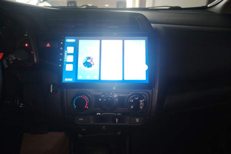 Used Honda Fit 2018 1.5L CVT Comfort Sunroof Version