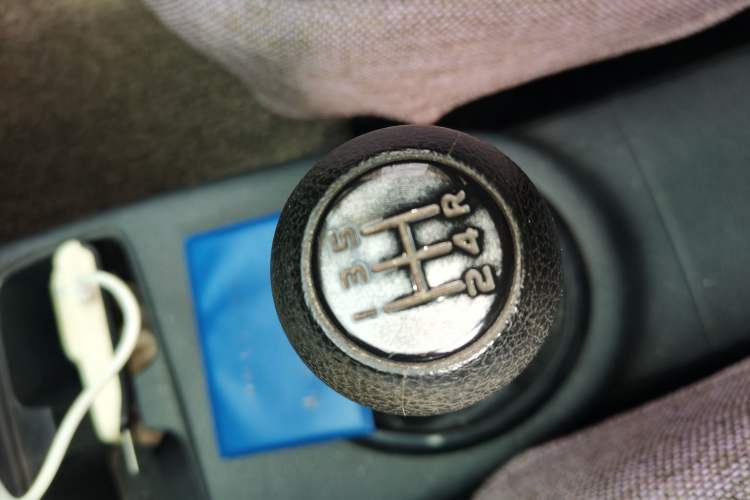 Used Suzuki SX4 2013 1.6L Manual CoolRide Model Gear Lever