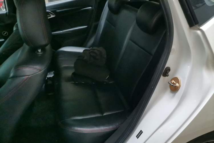 Used Honda Fit 2014 1.5L SE CVT Fashion Model
