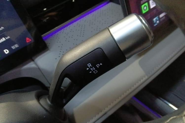 Used Geely Galaxy 8 2025 130km EM-P Starship Edition Gear Lever