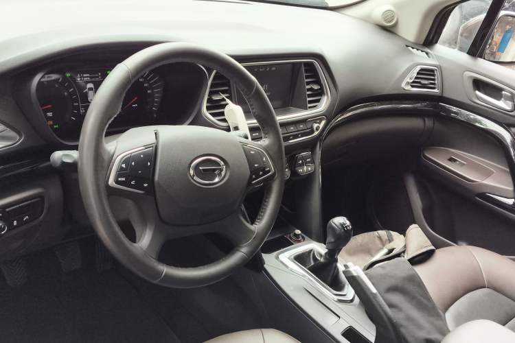 Used GAC Trumpchi GS4 2017 235T Manual Two-Wheel Drive Luxury Edition
