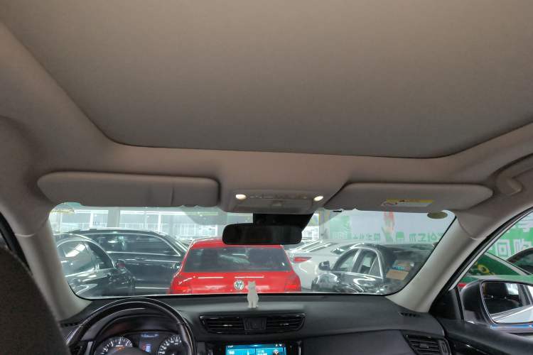 Used Nissan X-Trail 2019 2.0L CVT Smart Connect Comfort Edition 2WD Headliner