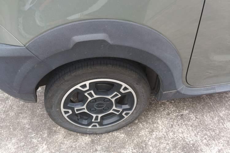 Used Geely Galaxy Panda 2024 200km Panda Rider Right Rear Wheel Hub