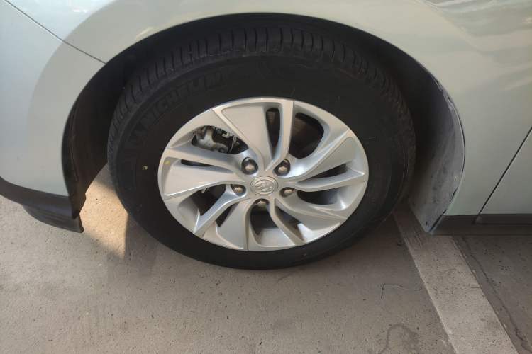 Used Buick Velite 6 2022 Plug-in Hybrid Connected Fashion Model
